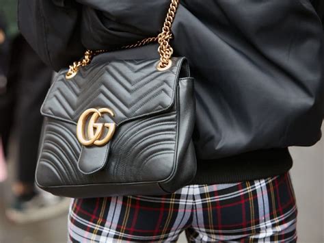 gucci regala borse su facebook bufala|Gucci e Facebook insieme contro la contraffazione dei marchi.